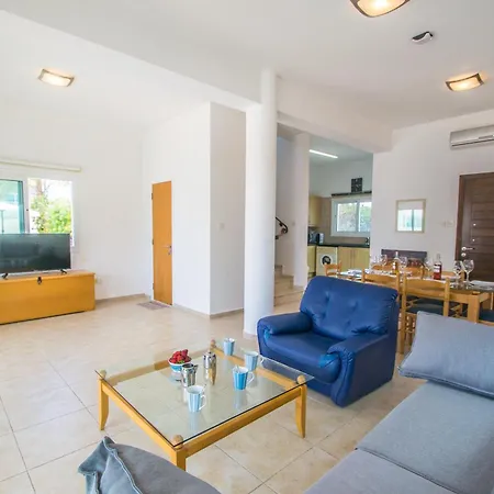 Ayia Thekla Atlas 10 * Sotira (Famagusta)